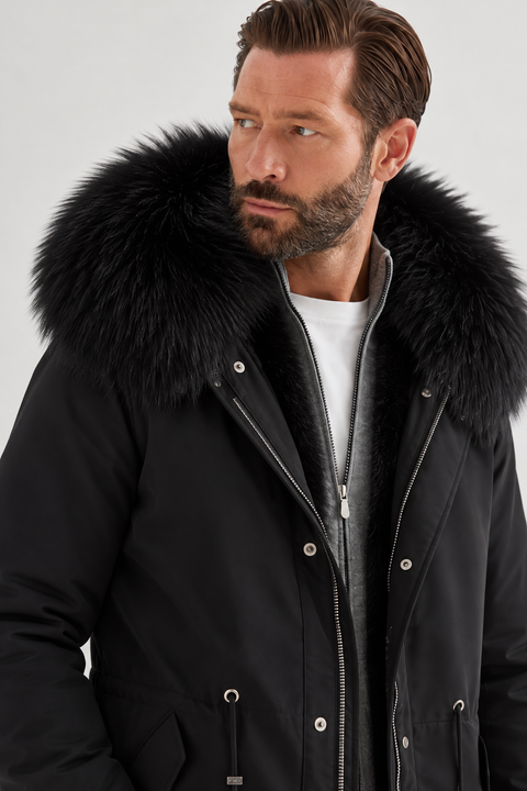 Parka da uomo nero foderato in pelliccia