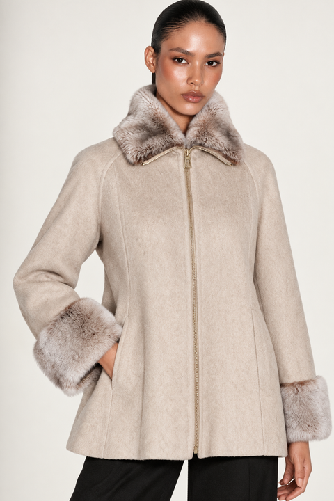 Short Cashmere Coat with Fur