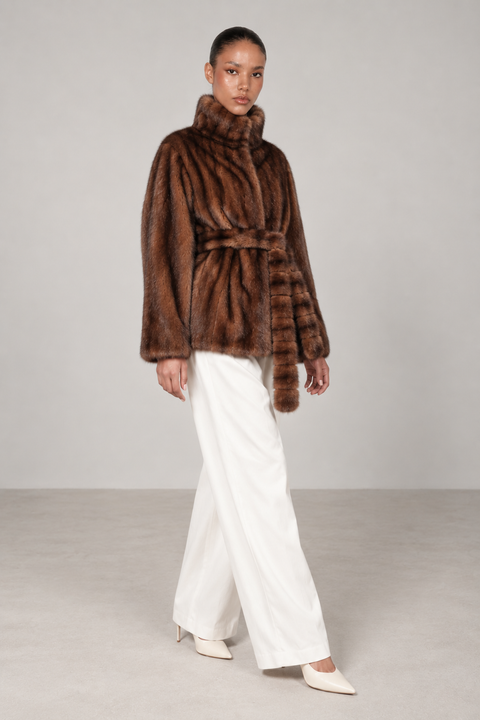 Cappotto corto di visone marrone
